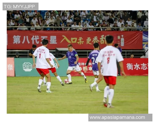 提升足球技巧的秘密训练法足球摆桩助你成为场上明星